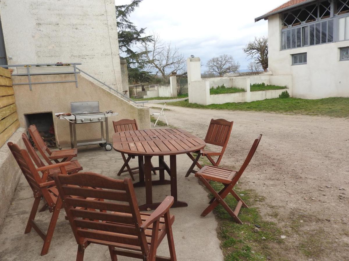 Domaine De Laverchere Pommiers  Ngoại thất bức ảnh